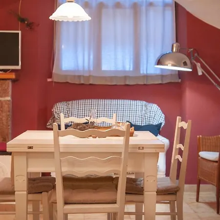 Casa Calvola アパート テンノ